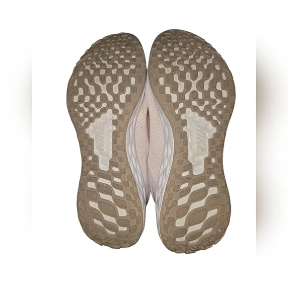 Nike Women's Revolution  Running Shoes Purple/pink Size 10.5 - Picture 6 of 9